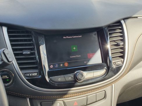Certified 2022 Chevrolet Trax LT w/ Sport Edition image 30