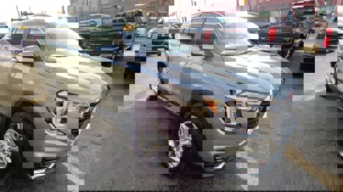 Used 2024 GMC Terrain SLE image 27