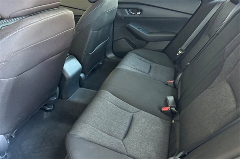 Used 2023 Honda Accord EX image 11