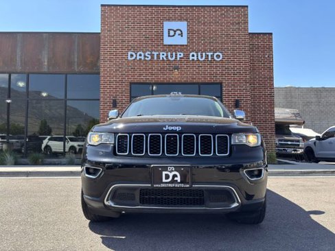 Used 2018 Jeep Grand Cherokee Limited image 2