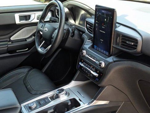 Used 2020 Ford Explorer ST w/ Premium Technology Package image 30
