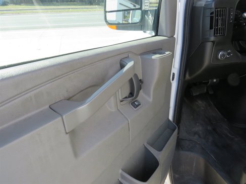 Used 2021 Chevrolet Express 3500 w/ Power Convenience Package image 10