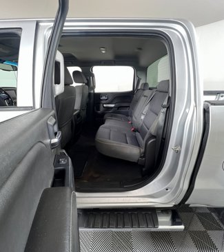 Used 2018 Chevrolet Silverado 1500 LT w/ Texas Edition image 7