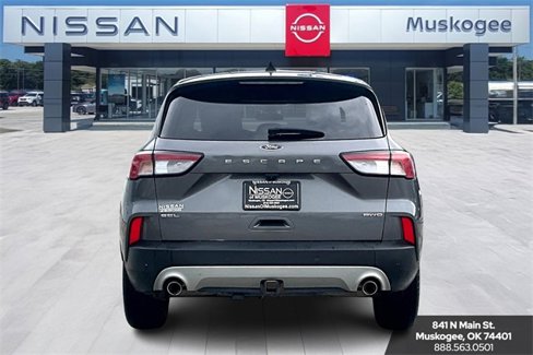 Used 2022 Ford Escape SEL w/ Class II Trailer Tow Package image 6