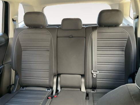 Used 2024 Volkswagen Tiguan S image 12