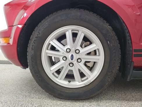 Used 2007 Ford Mustang Premium image 11