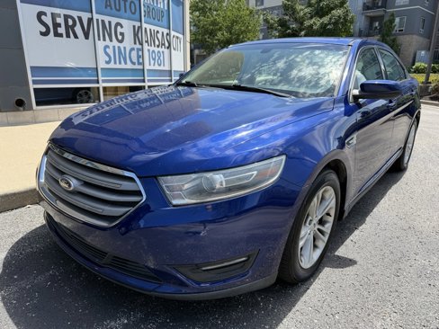 Used 2015 Ford Taurus SEL w/ Equipment Group 201A image 8