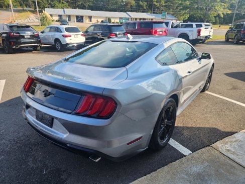 Used 2020 Ford Mustang Coupe image 6