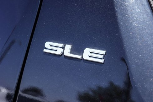 Used 2017 GMC Terrain SLE image 13