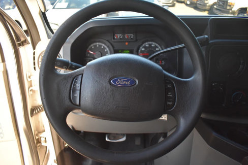 Used 2010 Ford E-250 and Econoline 250 image 18