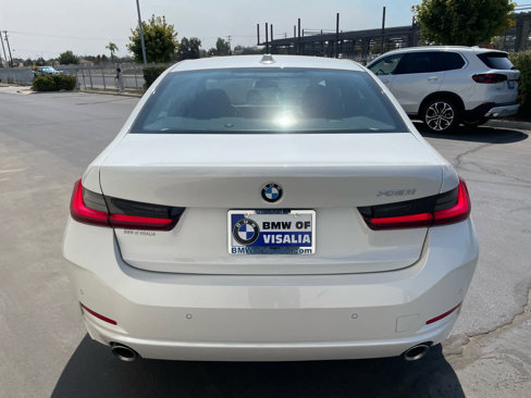 Used 2025 BMW 330i Sedan image 4