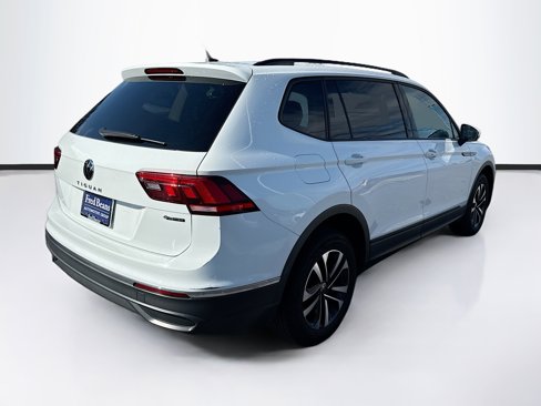 Used 2022 Volkswagen Tiguan S image 7