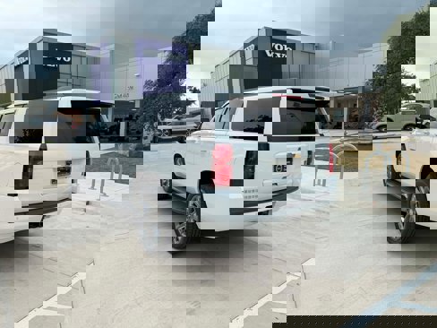 Used 2015 Chevrolet Suburban LS w/ Driver Alert Package image 4