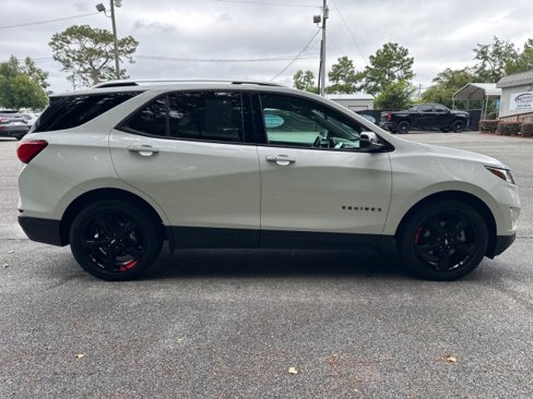 Used 2020 Chevrolet Equinox Premier w/ Premier Redline Edition image 6