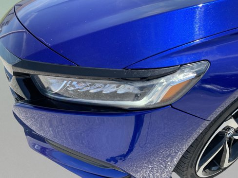 Used 2018 Honda Accord Sport image 10