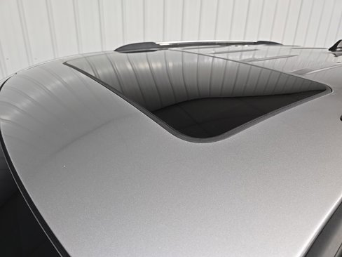 Used 2021 Jeep Grand Cherokee Limited image 11