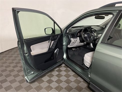 Used 2015 Subaru Forester 2.5i Premium image 18