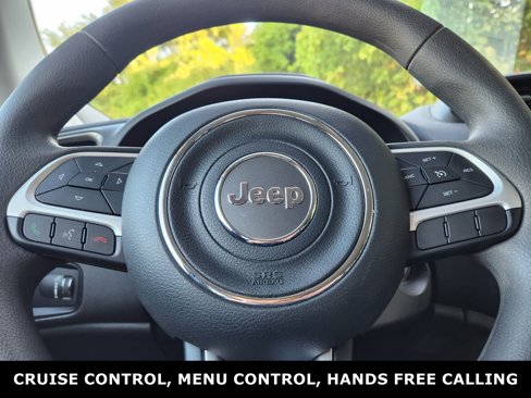 Used 2023 Jeep Renegade Latitude image 5