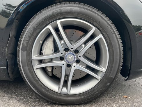 Used 2016 Mercedes-Benz S 550 Sedan image 40