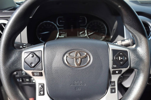 Used 2018 Toyota Tundra SR5 w/ SR5 Upgrade Package image 20