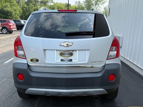 Used 2013 Chevrolet Captiva Sport LS image 4
