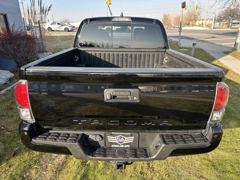 Used 2020 Toyota Tacoma TRD Off-Road image 7