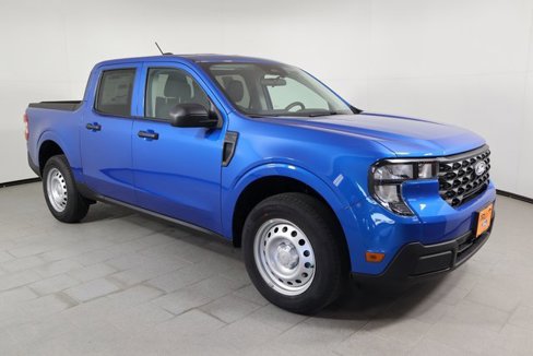 New 2025 Ford Maverick XL image 3