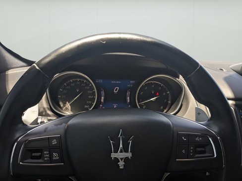 Used 2019 Maserati Levante S image 24