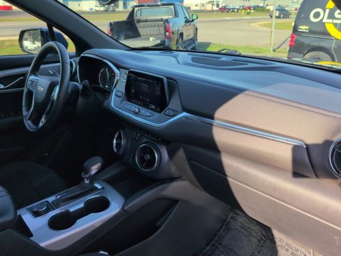 Used 2022 Chevrolet Blazer LT image 30