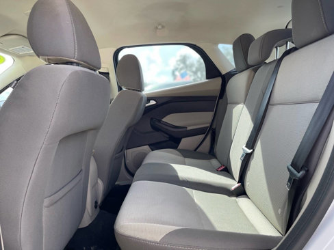 Used 2014 Ford Focus SE image 22