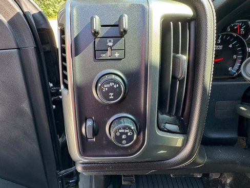 Used 2018 Chevrolet Silverado 1500 LTZ w/ Max Trailering Package image 13