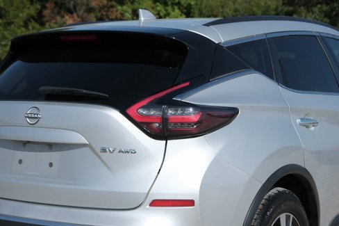 Used 2023 Nissan Murano SV image 34