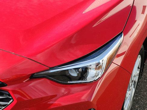 Certified 2025 Subaru Impreza 2.0i image 9