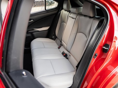 Used 2023 Lexus UX 250h FWD w/ Premium Package image 29