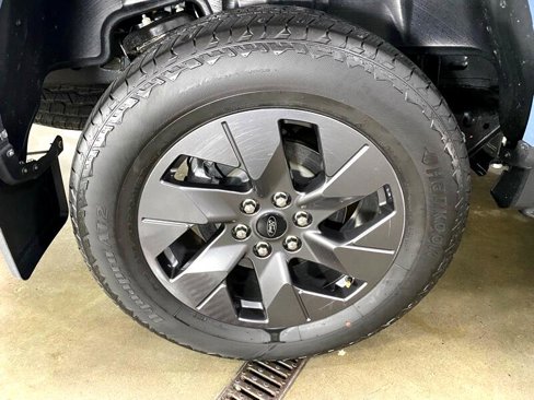 Used 2023 Ford F150 Lightning Lariat w/ Tow Technology Package image 29