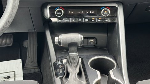 Used 2022 Kia K5 LXS image 18