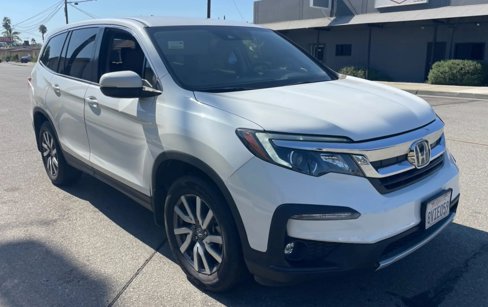 Used 2021 Honda Pilot EX image 1