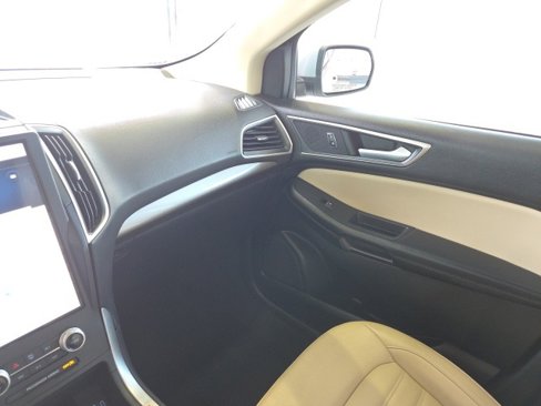 Used 2023 Ford Edge SEL image 20