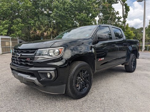 Used 2022 Chevrolet Colorado Z71 w/ Z71 Midnight Edition image 8
