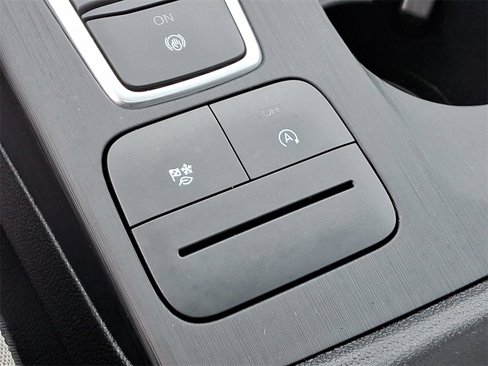 Certified 2022 Ford Escape SE w/ SE Sport Appearance Package image 25
