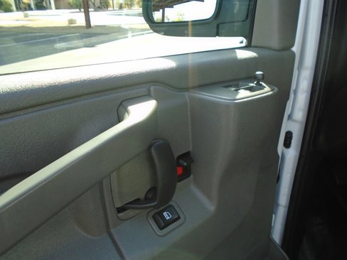 Used 2022 Chevrolet Express 2500 w/ Driver Convenience Package image 28