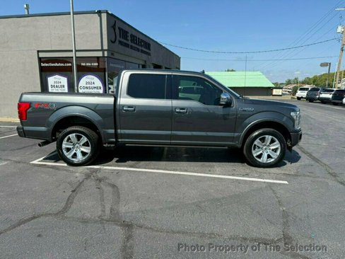 Used 2018 Ford F150 Platinum w/ Equipment Group 701A Luxury image 17