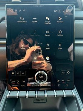 New 2026 GMC Terrain Elevation w/ Elevation Premium Package image 12