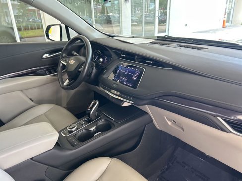 Used 2021 Cadillac XT4 Luxury image 21