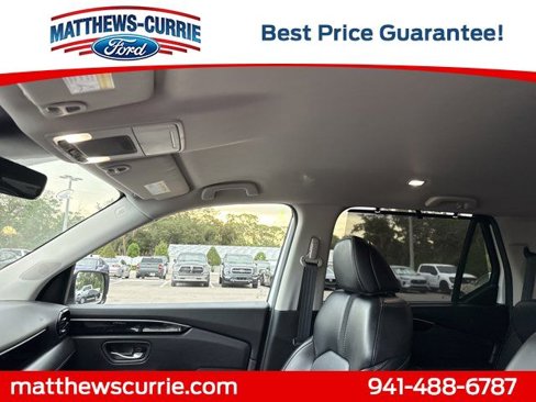 Used 2023 Honda Pilot EX-L image 11