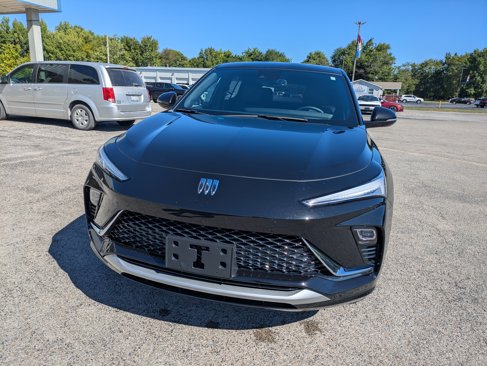 Used 2024 Buick Envista Avenir image 2