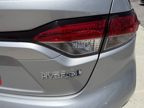 Used 2022 Toyota Corolla LE image 25