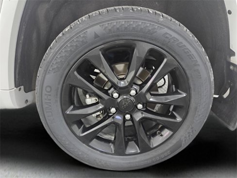 Used 2022 Jeep Grand Cherokee Laredo X image 28