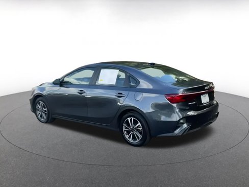 Used 2024 Kia Forte LXS image 11
