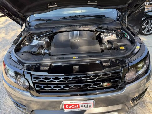 Used 2014 Land Rover Range Rover Sport HSE image 32